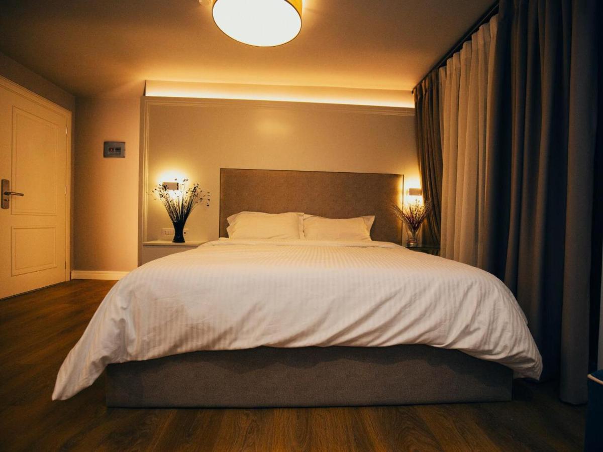Hotel Romeo Корча Экстерьер фото
