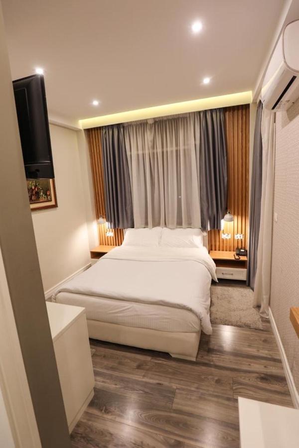 Hotel Romeo Корча Экстерьер фото